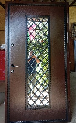 Дверь входная Французская решетка